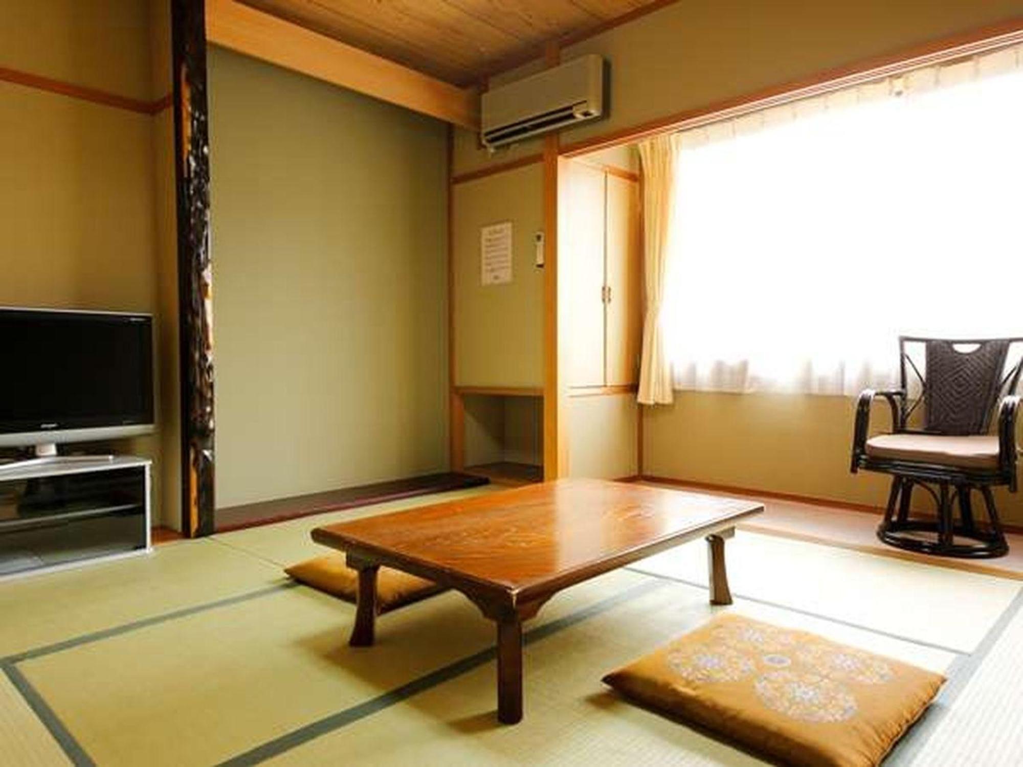 Hotel Oyado Hachibei Takayama  Exterior foto