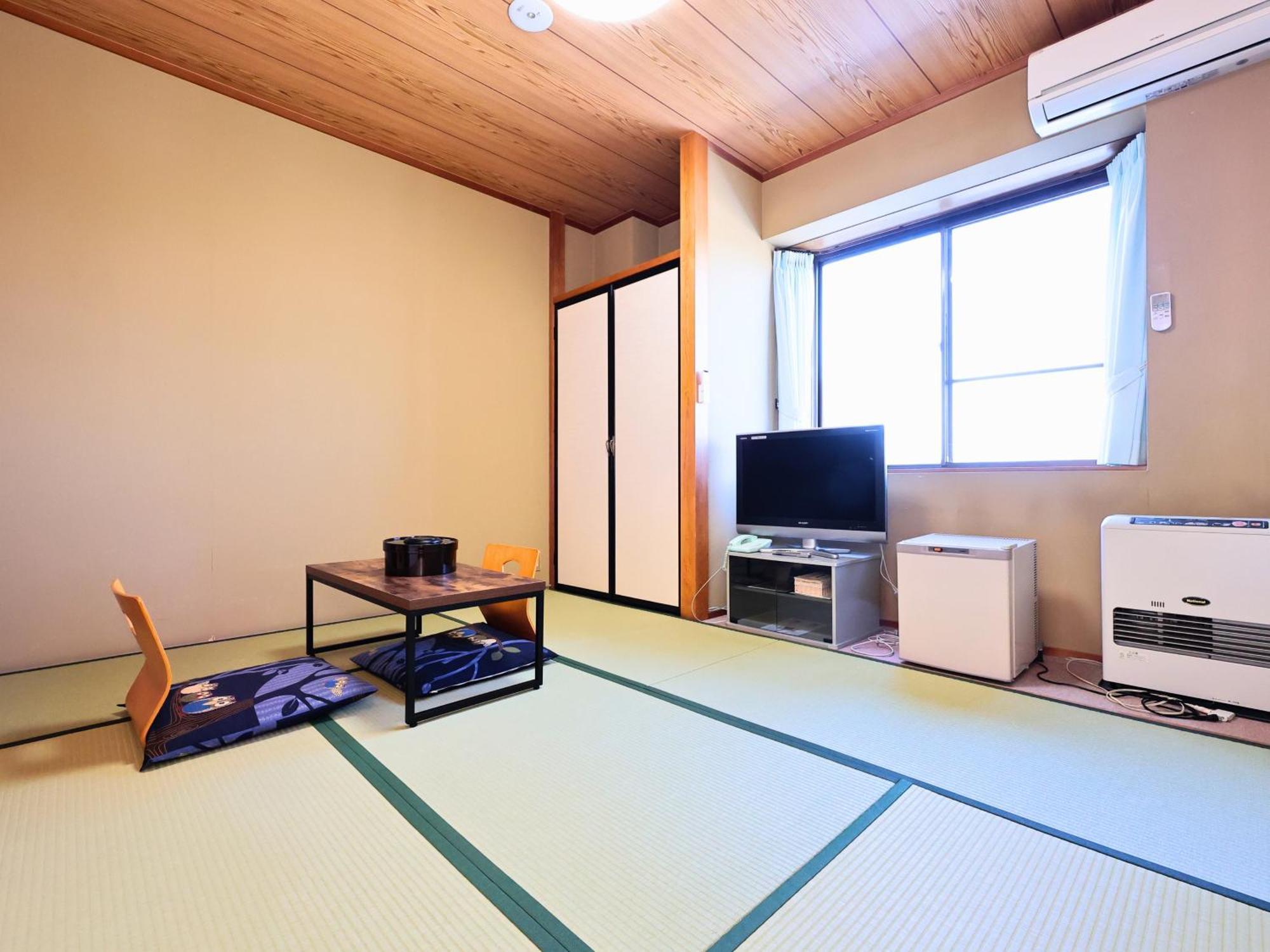 Hotel Oyado Hachibei Takayama  Exterior foto